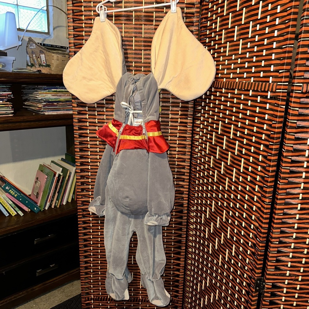 DUMBO ‎ Disney Store Elephant Child Costume Halloween Dress-up 18 months